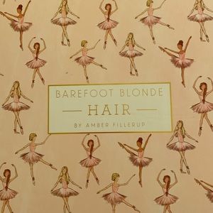 Barefoot blonde fill-ins